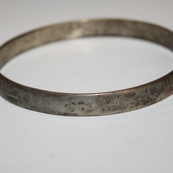 Beautiful silver bangle bracelet 7" - Picture 1 of 3